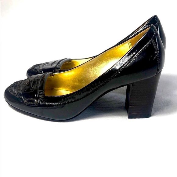 Coach Chocolate Brown Heels - Picture 4 of 16